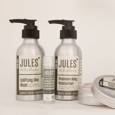 Earths Kitchen  Sunscreen / Jules Kitchen 